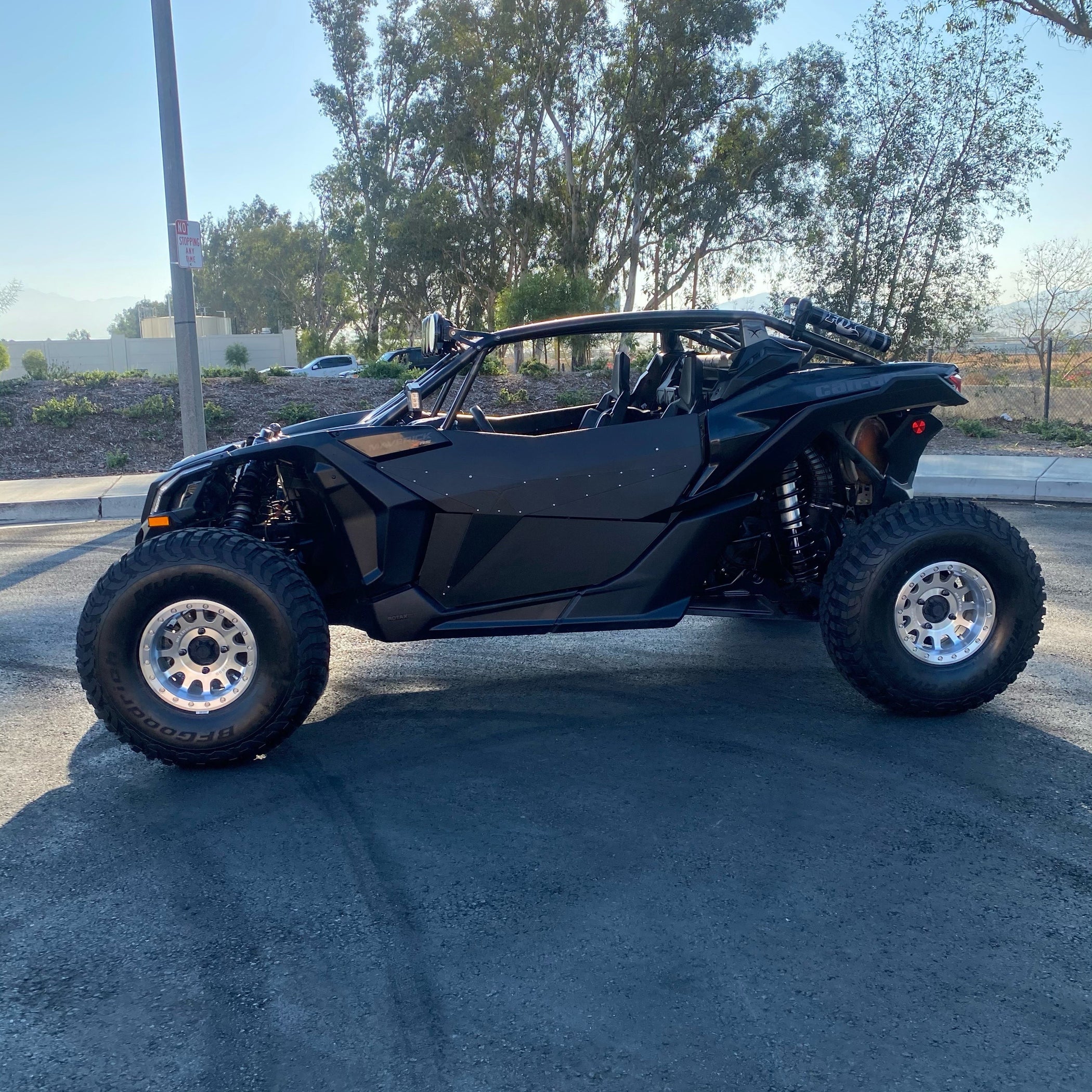 Can-Am X3 - Extreme Lowrider Roll Cage | Extreme Performance — Extreme ...